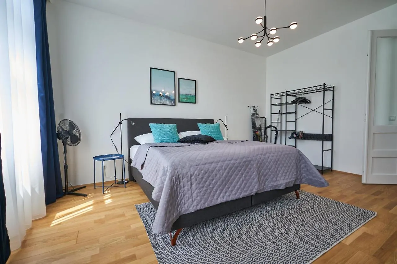 Trendy Apartment 2 Zimmer Zentral Gelegen Vienna